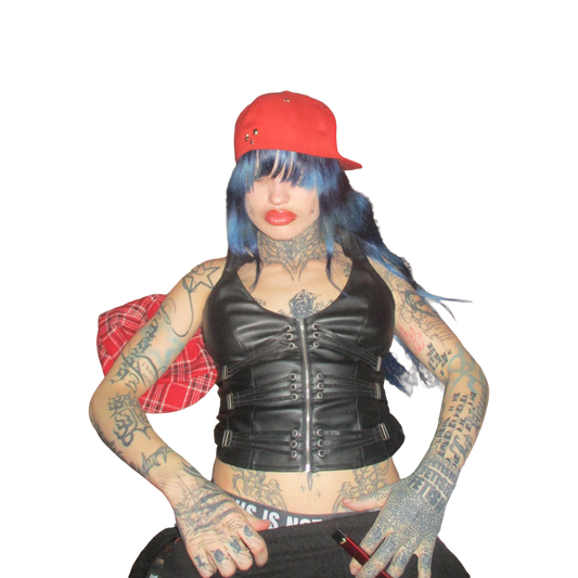 FITTED HAT